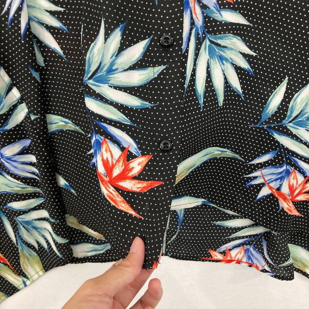 Zac & Rachel 2X Black Floral Artsy Micro Polka Dot‎ Shark-bite Hem Button Tunic - Picture 6 of 11